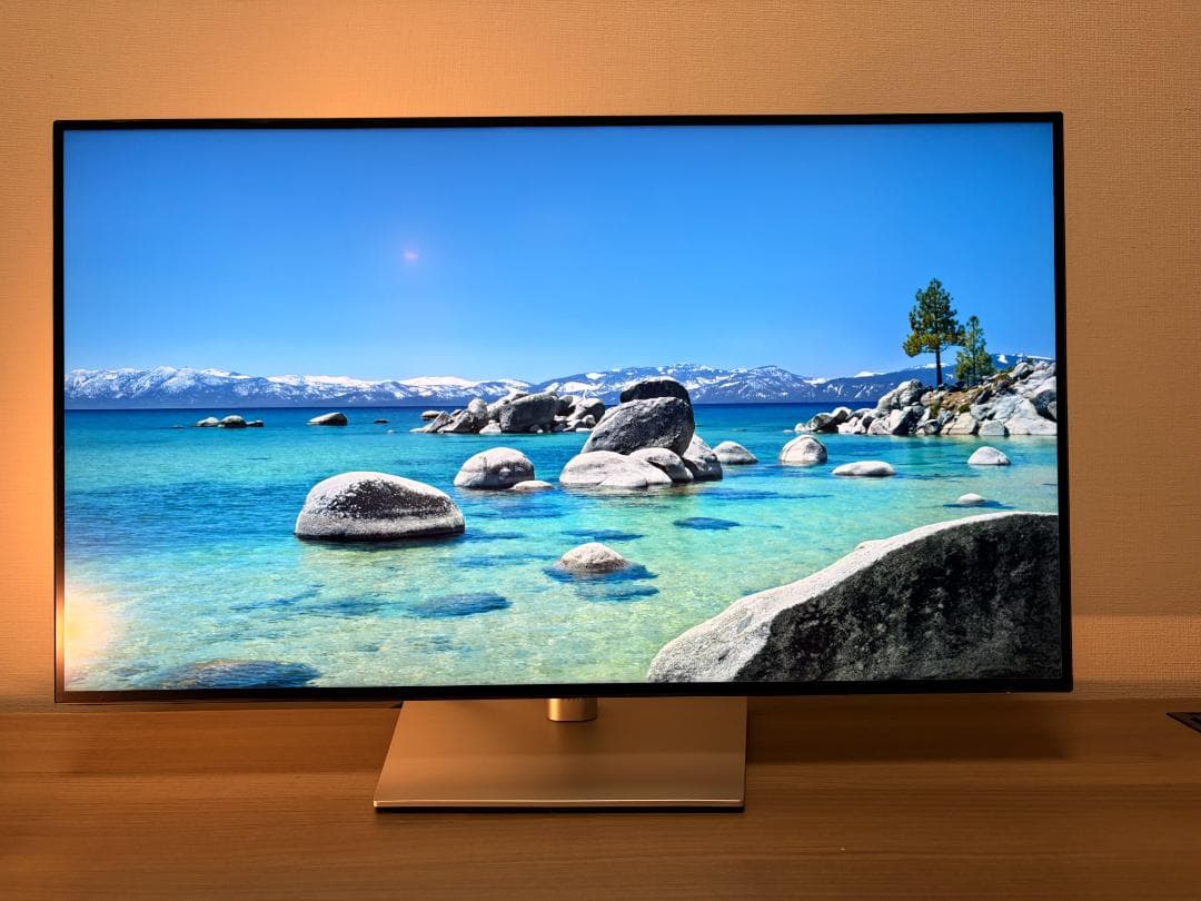 Dell U3223QE 31.5インチ 4K モニター