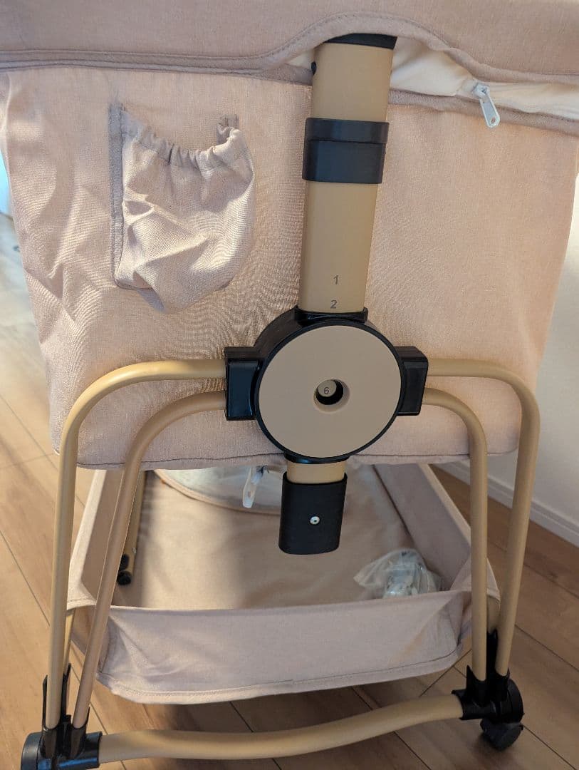 た*】様 メッシュカバー付きベビーベッド