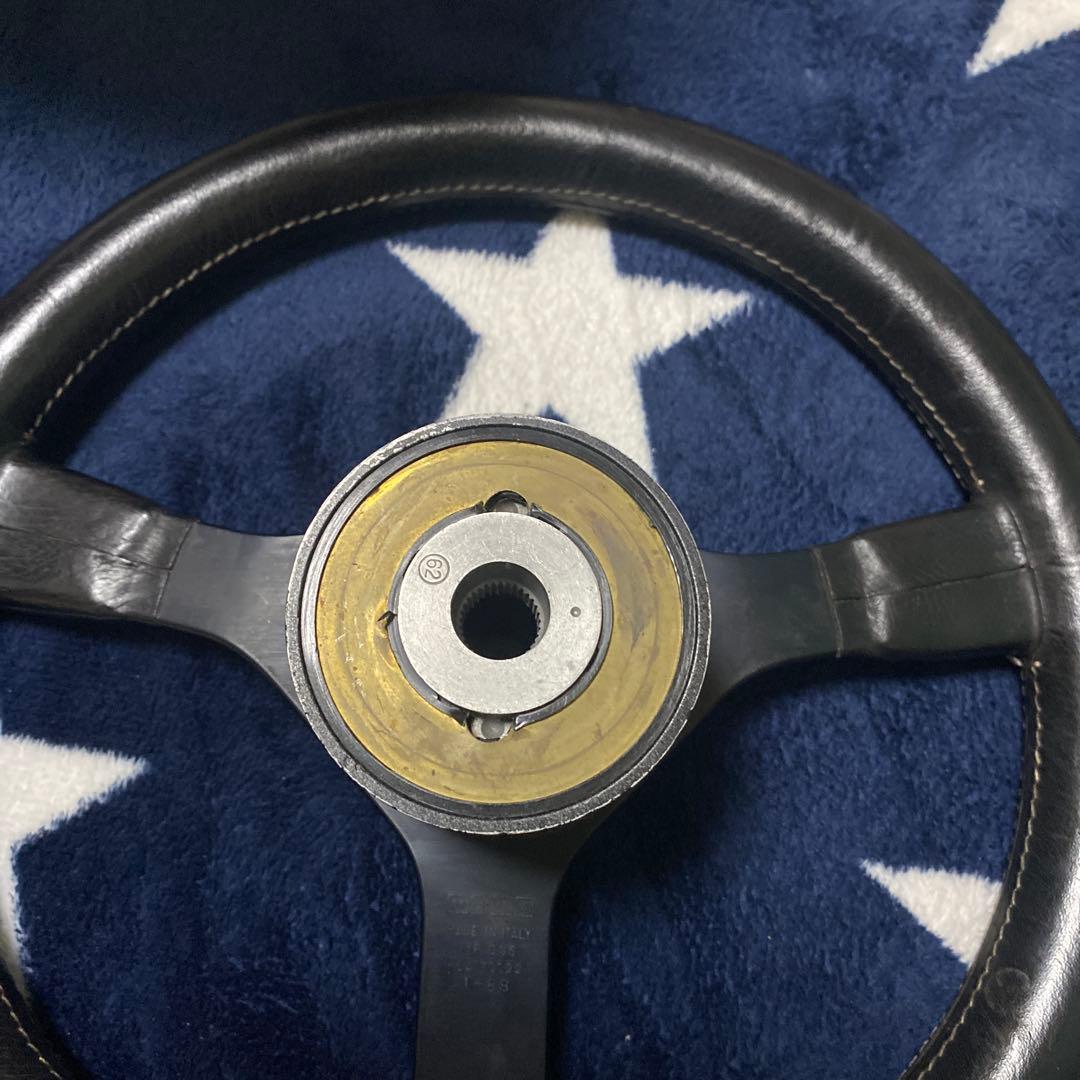 MOMO Cavallino ステアリング 本体