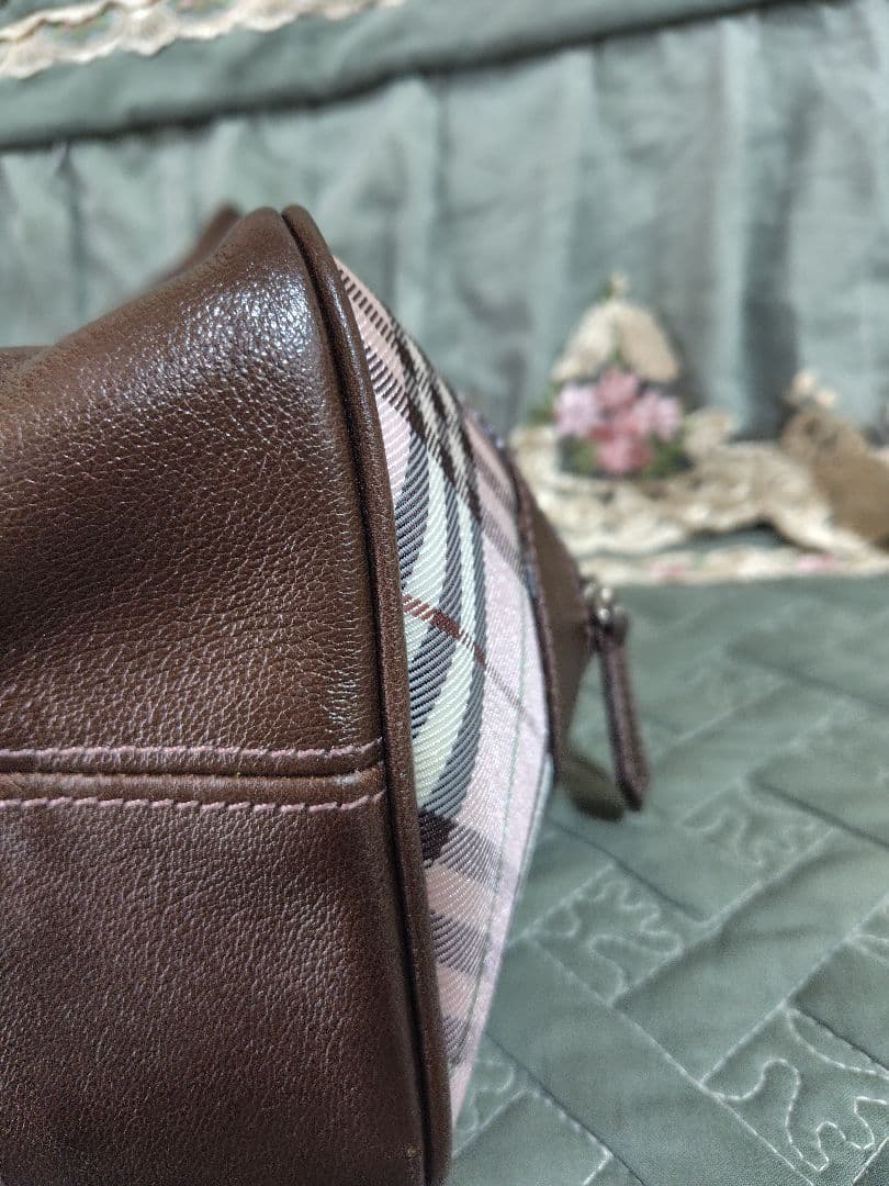 希少　バーバリーブルーレーベル　チェック柄ハンドバッグ　ピンク