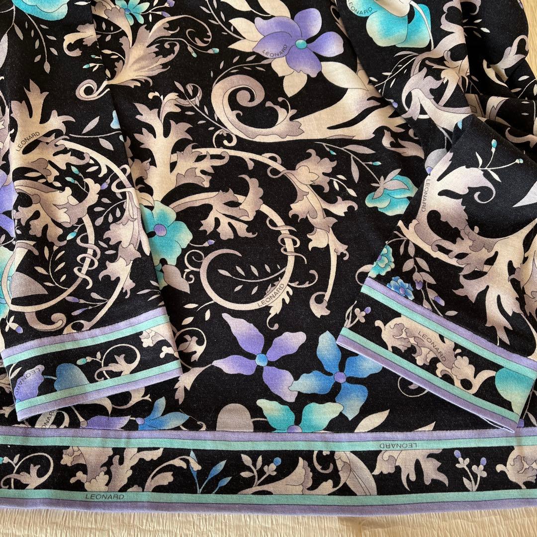 新品　未使用品　LEONARD レオナール　花柄 長袖ブラウス　サイズ40