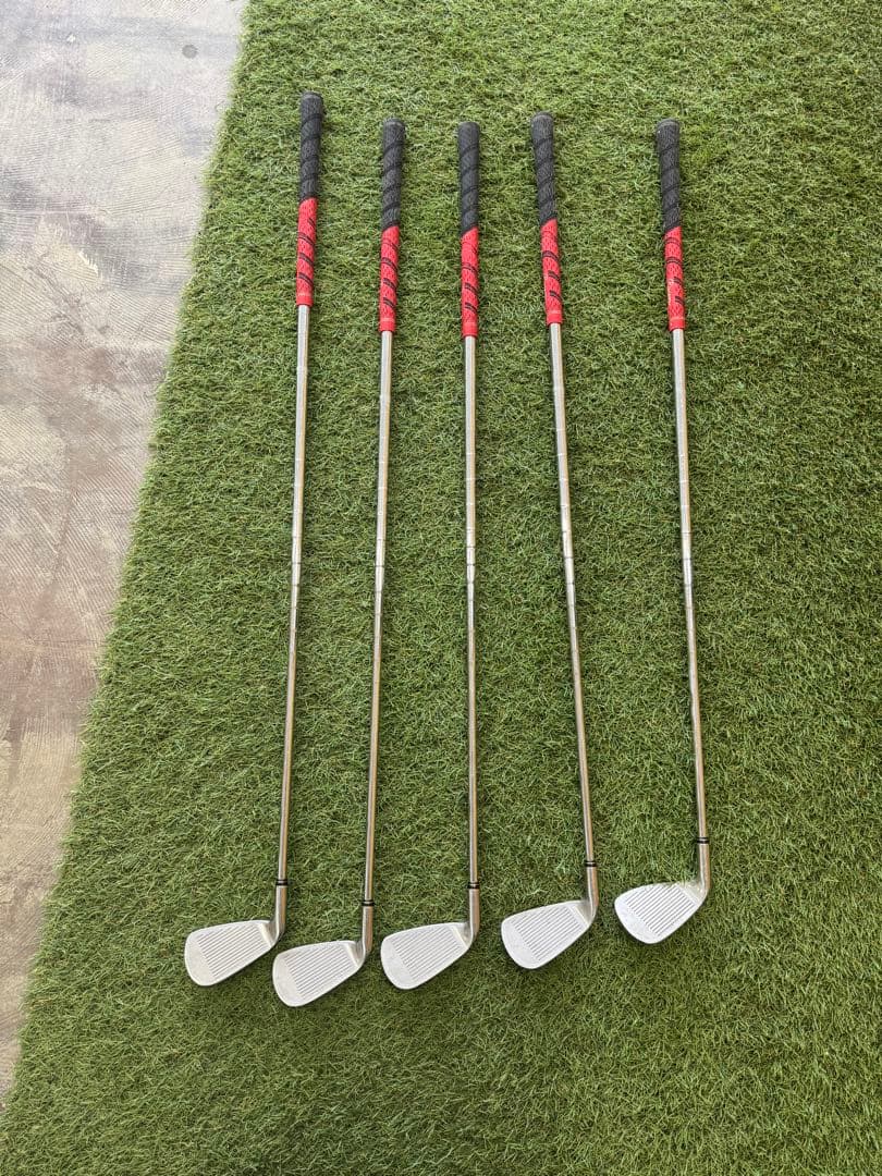 【初心者向け】ゼクシオツアースペシャルアイアンセット 5, 6, 7, 8, P