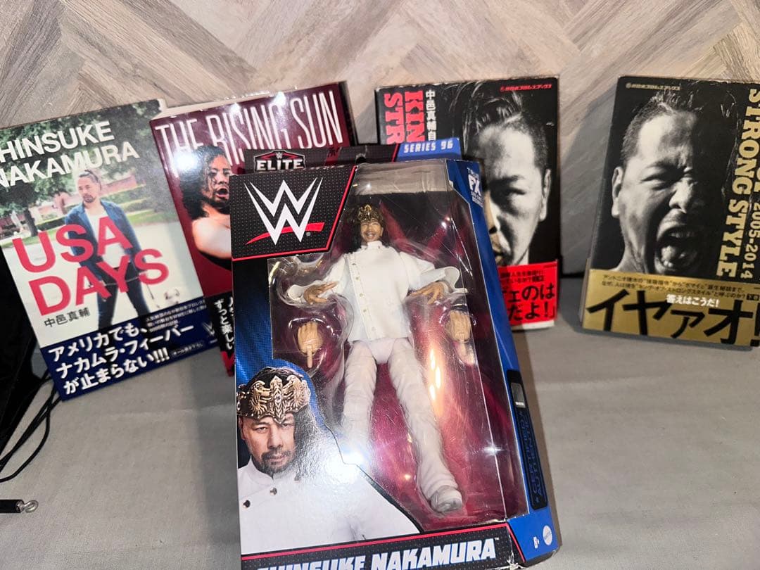 中邑真輔　フィギュア　自伝4冊セット