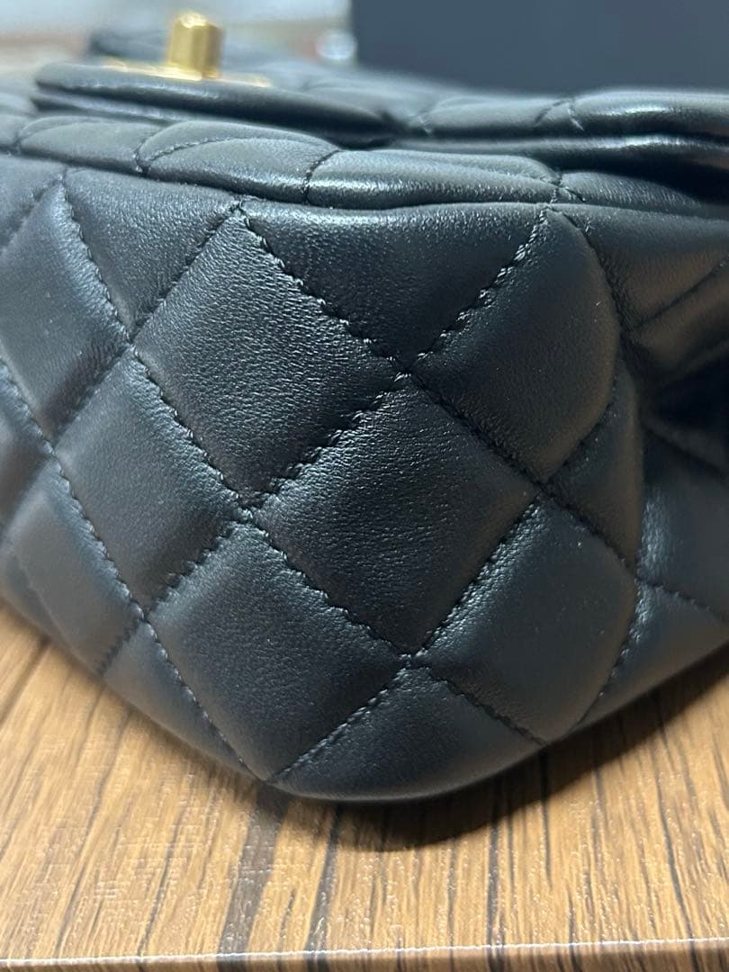 シャネルVIPレザー ショルダーバッグノベルティバック