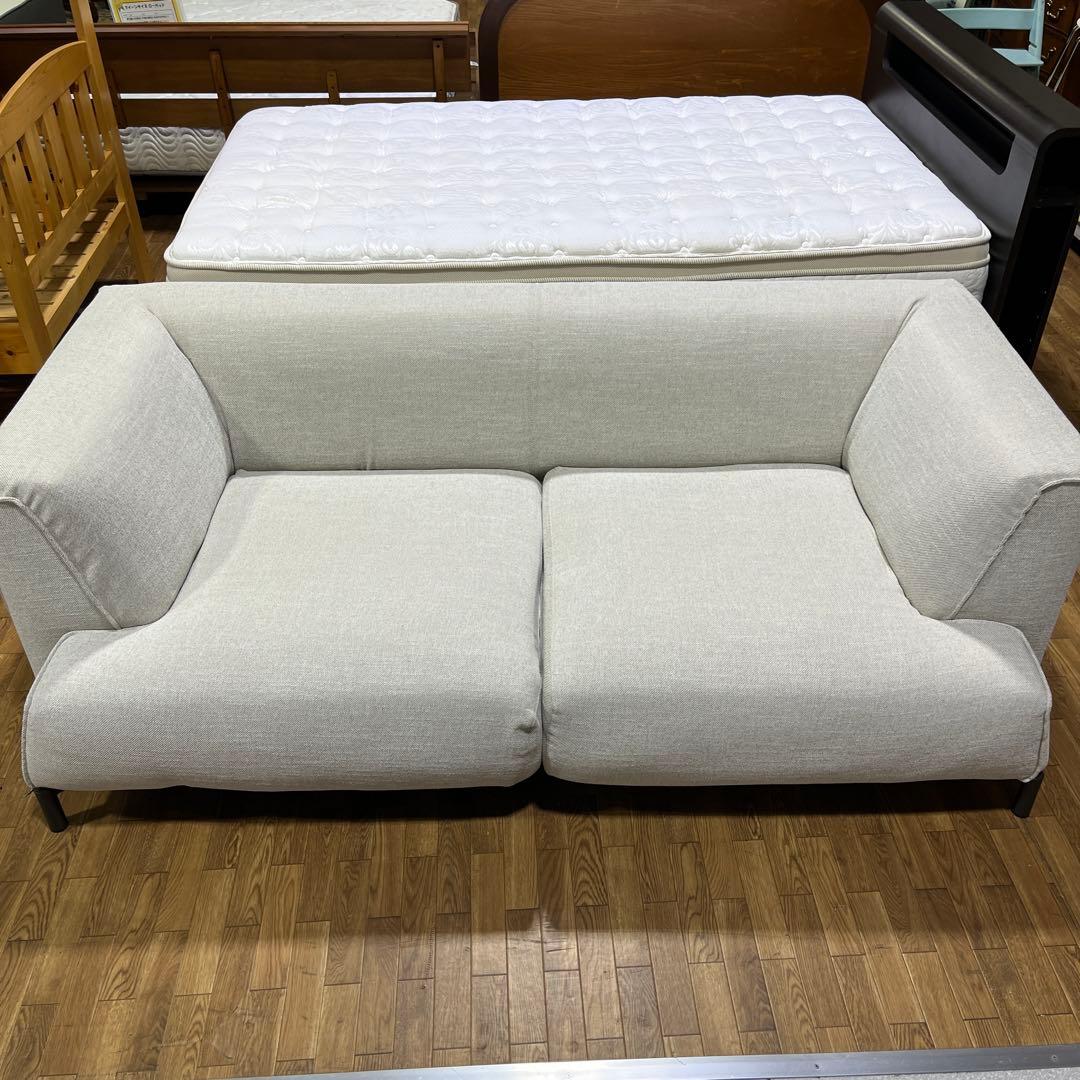 アルフレックス マジェンタ 2人掛け ローシートソファ 57万円 展示品