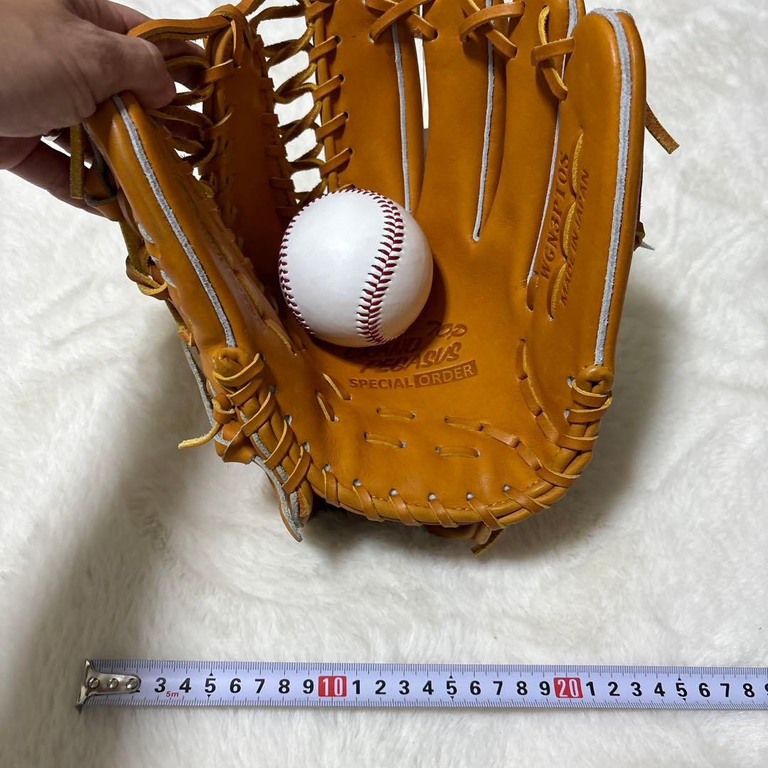 定価税込42900円！ワールドペガサス　硬式軟式兼用　内野手用新品未使用