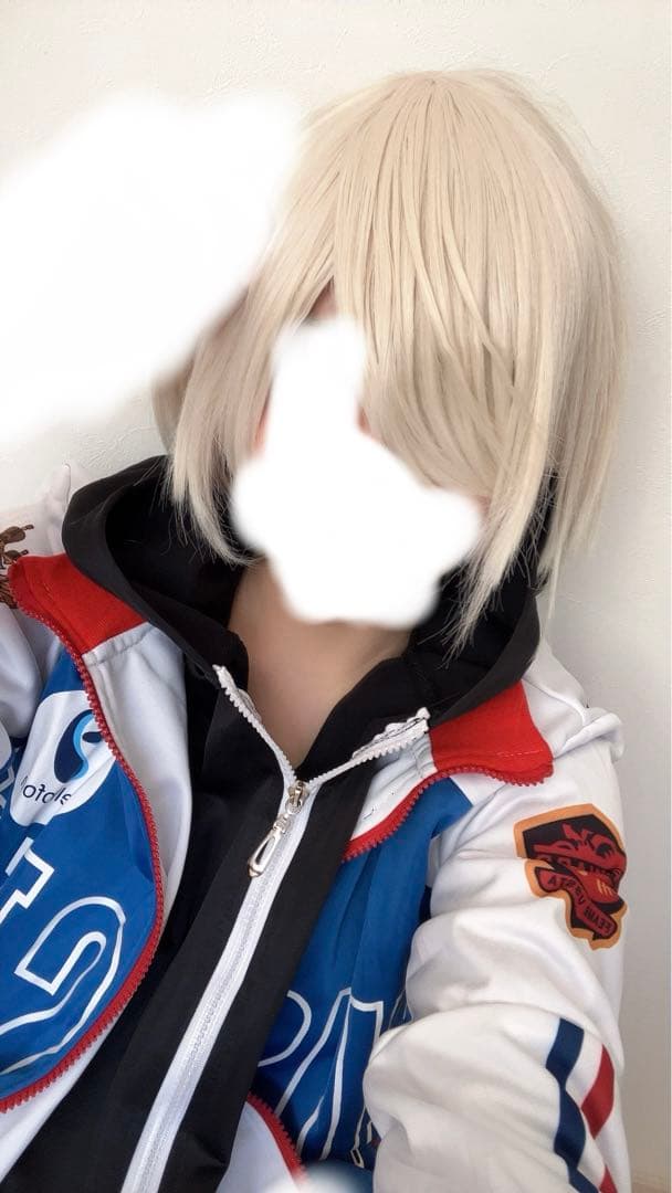 て*ん様 ユーリオンアイス　ユーリプリセツキー　コスプレ　衣装+ウィッグ