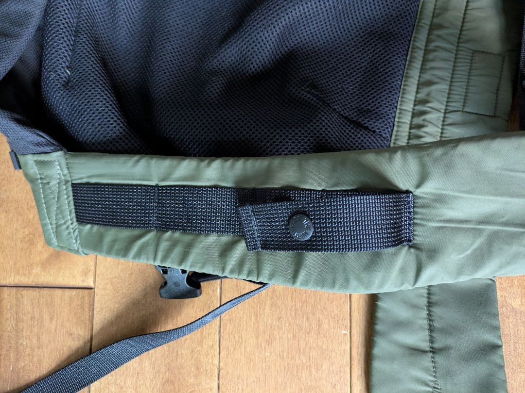 THE NORTH FACE　抱っこ紐　オリーブグリーン