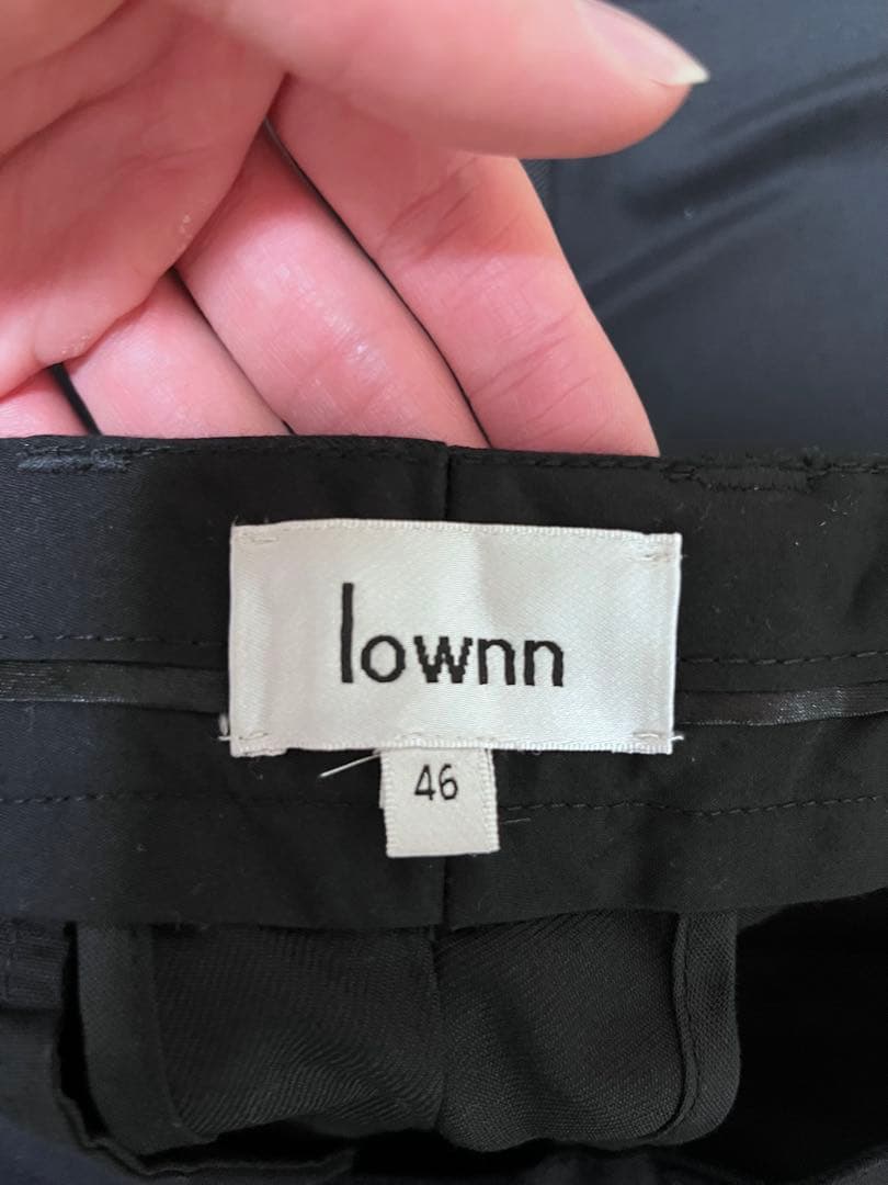 Lownn ローン ワイドストレートウールスラックス ブラック 無地