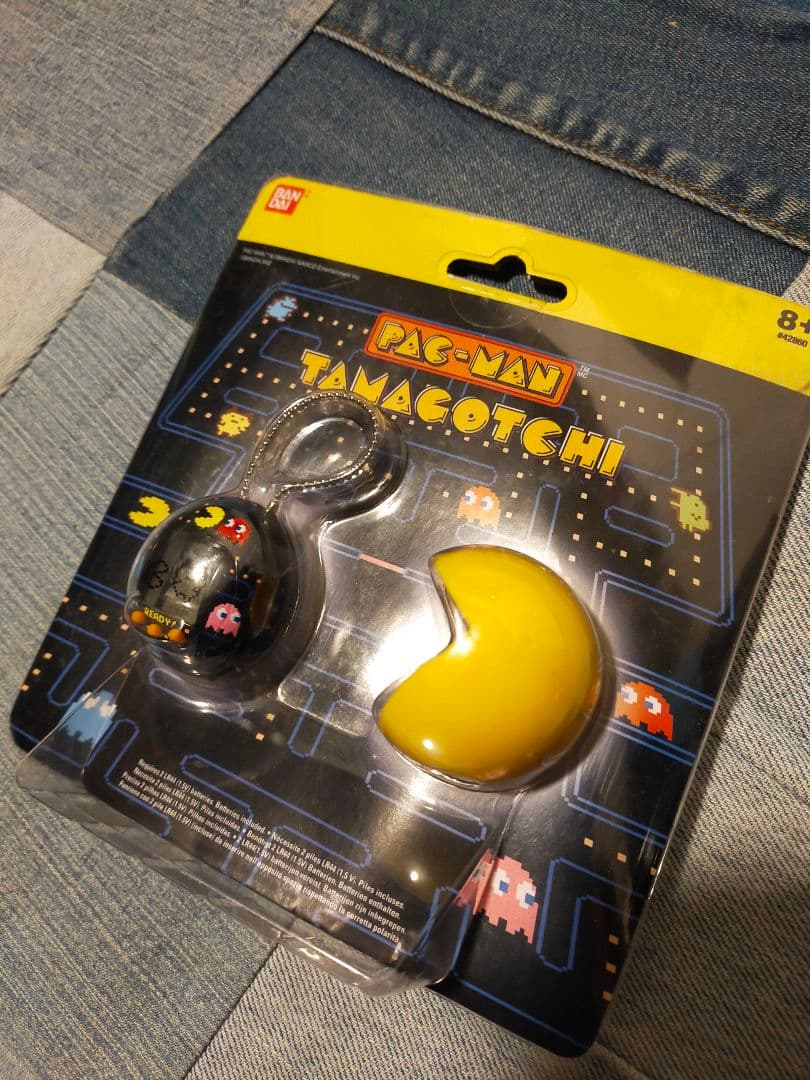 日本未発売　パックマン　たまごっち　ケース付き