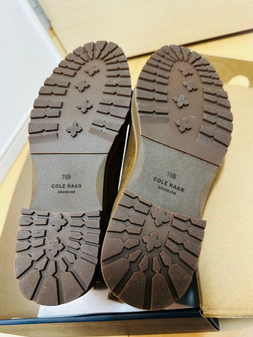 【新品】【COLE HAAN】スエードブーツ　本革