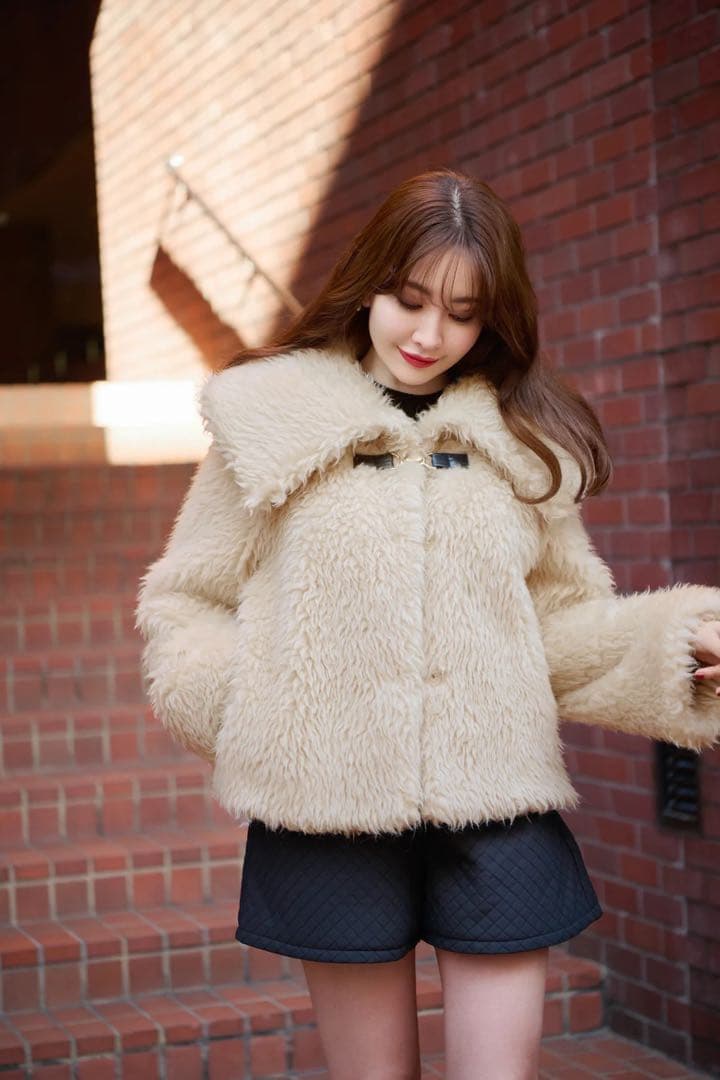 【Her lip to】最安値！！全く着てません・Mサイズ・ファーコート