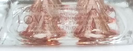 ほぼ満量 リアーナ　ローグ ラブ 125ml オードパルファム