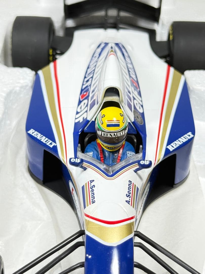 未使用　マクラーレン　アイルトンセナ　1994 FW16 1/18