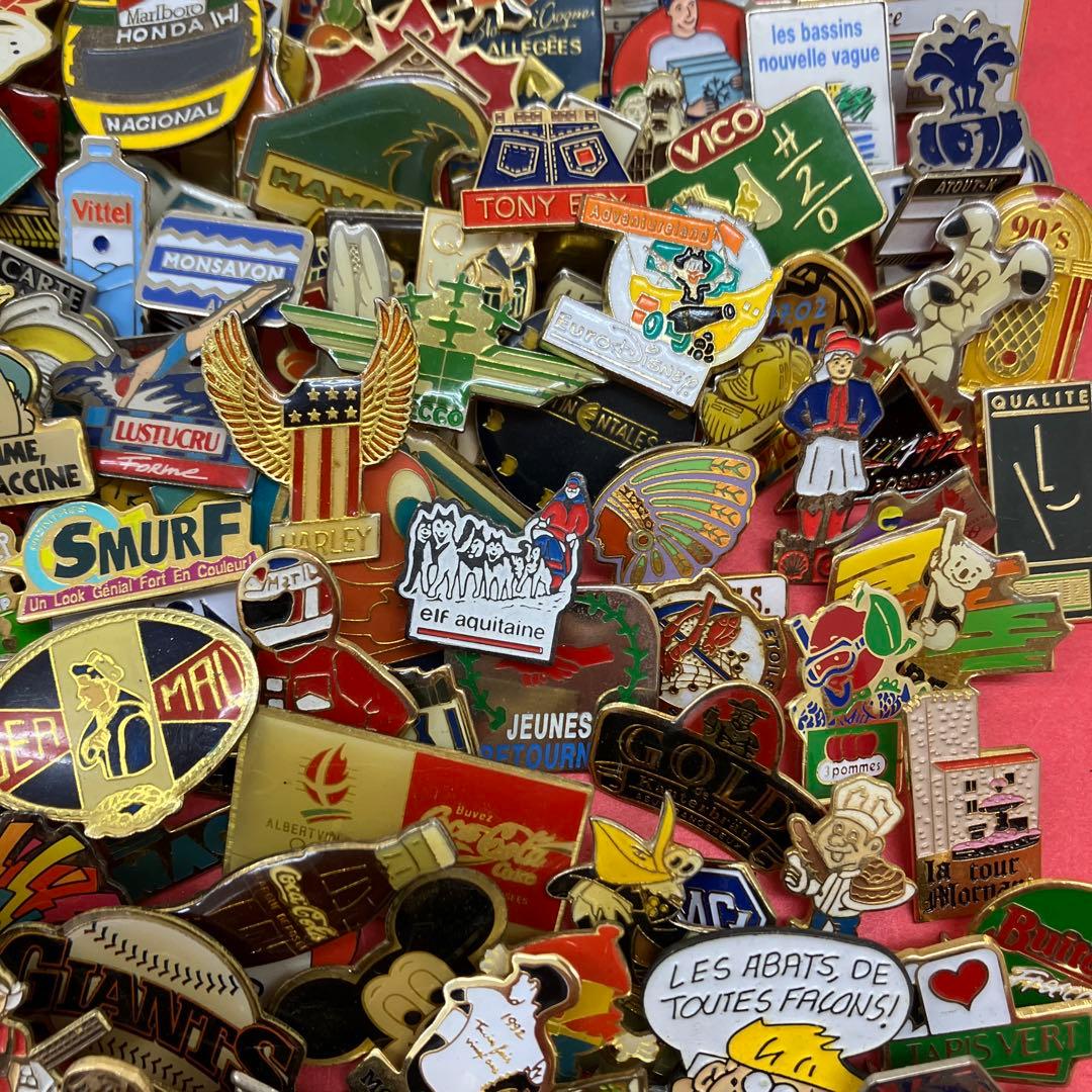 フランス雑貨★ピンバッジ大量220個セット★