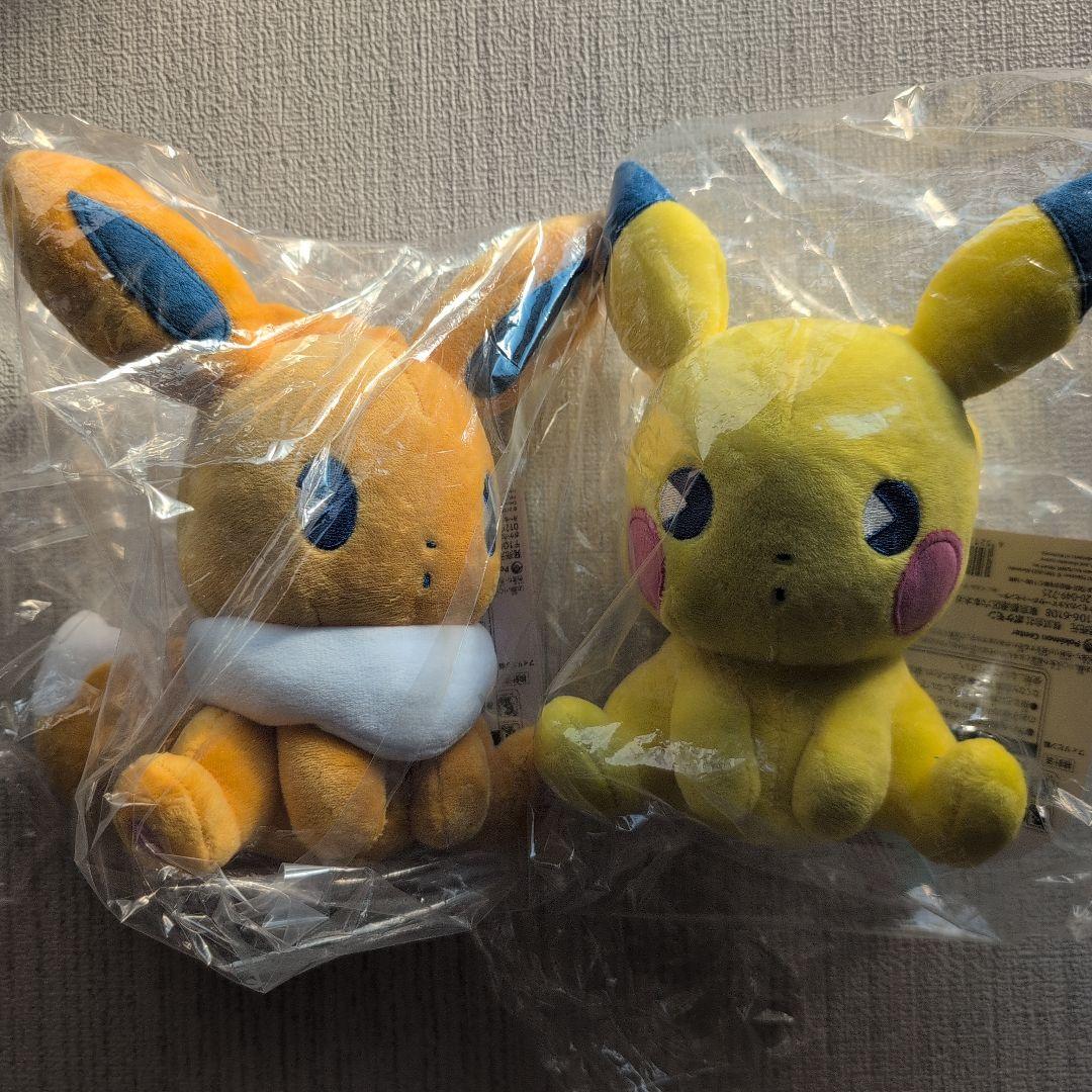 サイコソーダ　イーブイ　ピカチュウ　ぬいぐるみセット