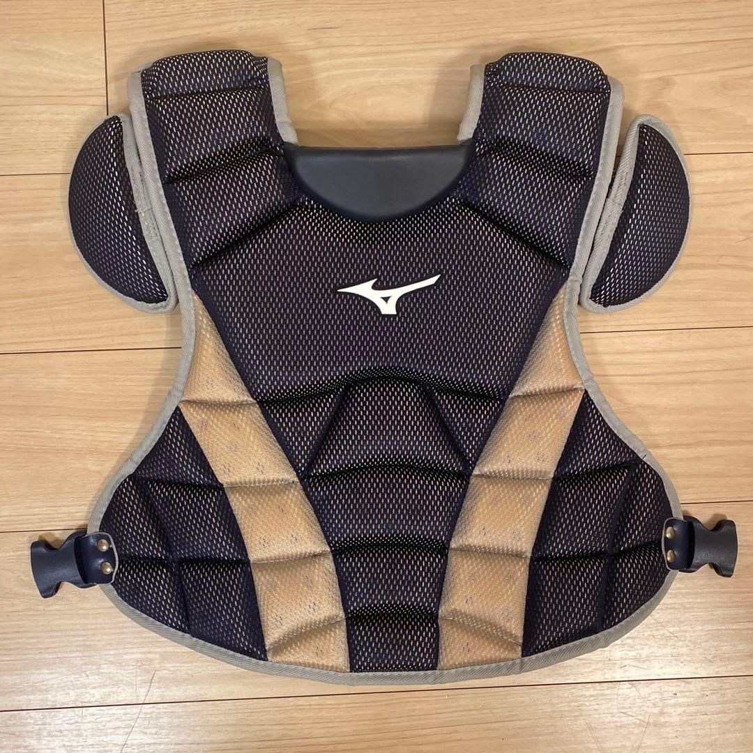 福岡love様☆ミズノキャッチャープロテクター軟式 キャッチャー防具
