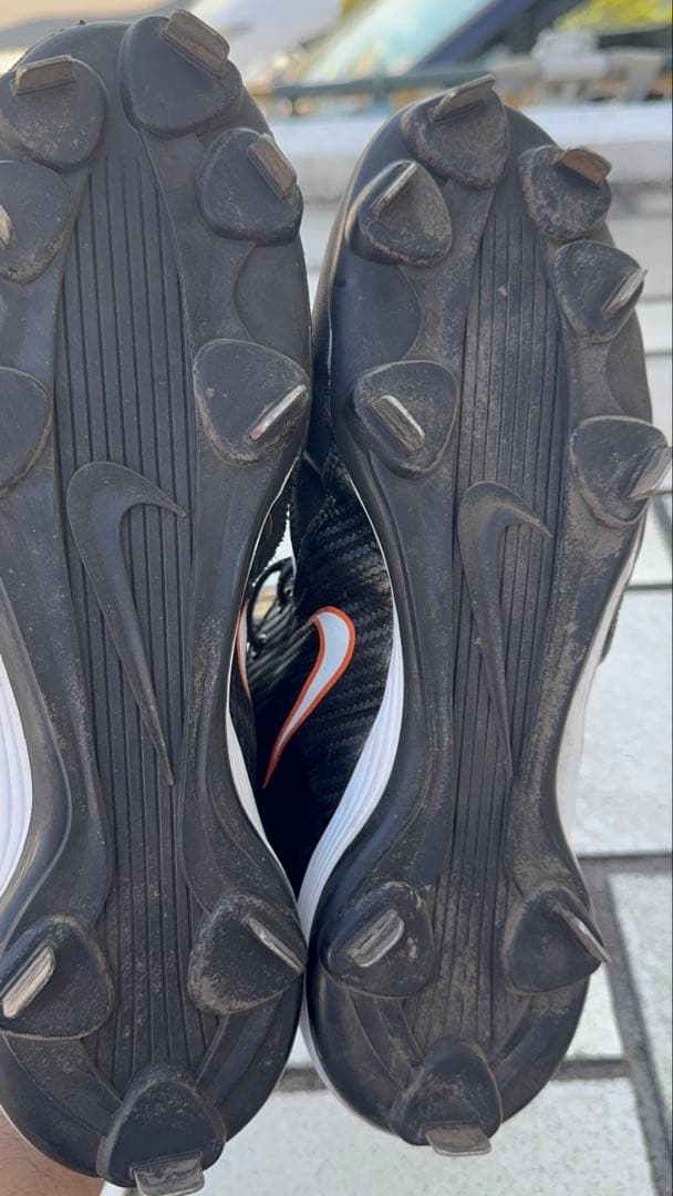 【読売ジャイアンツ選手 実使用スパイク】 NIKE／金具スパイク／27cm