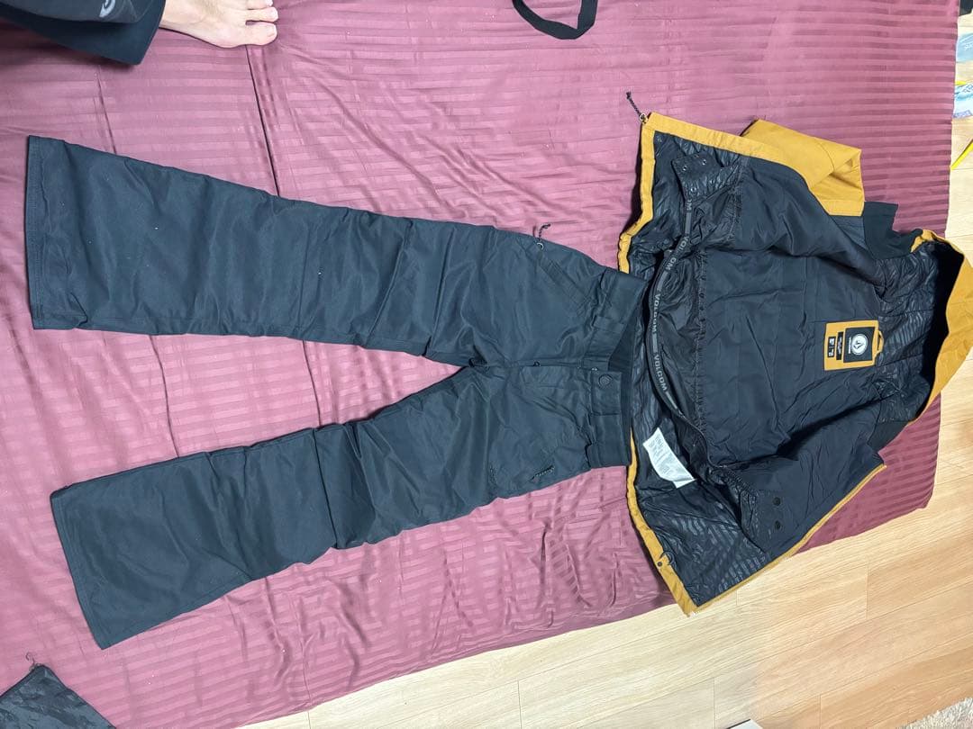 VOLCOM スノーボードウェア上下セット 子ども用 KIDS Mサイズ
