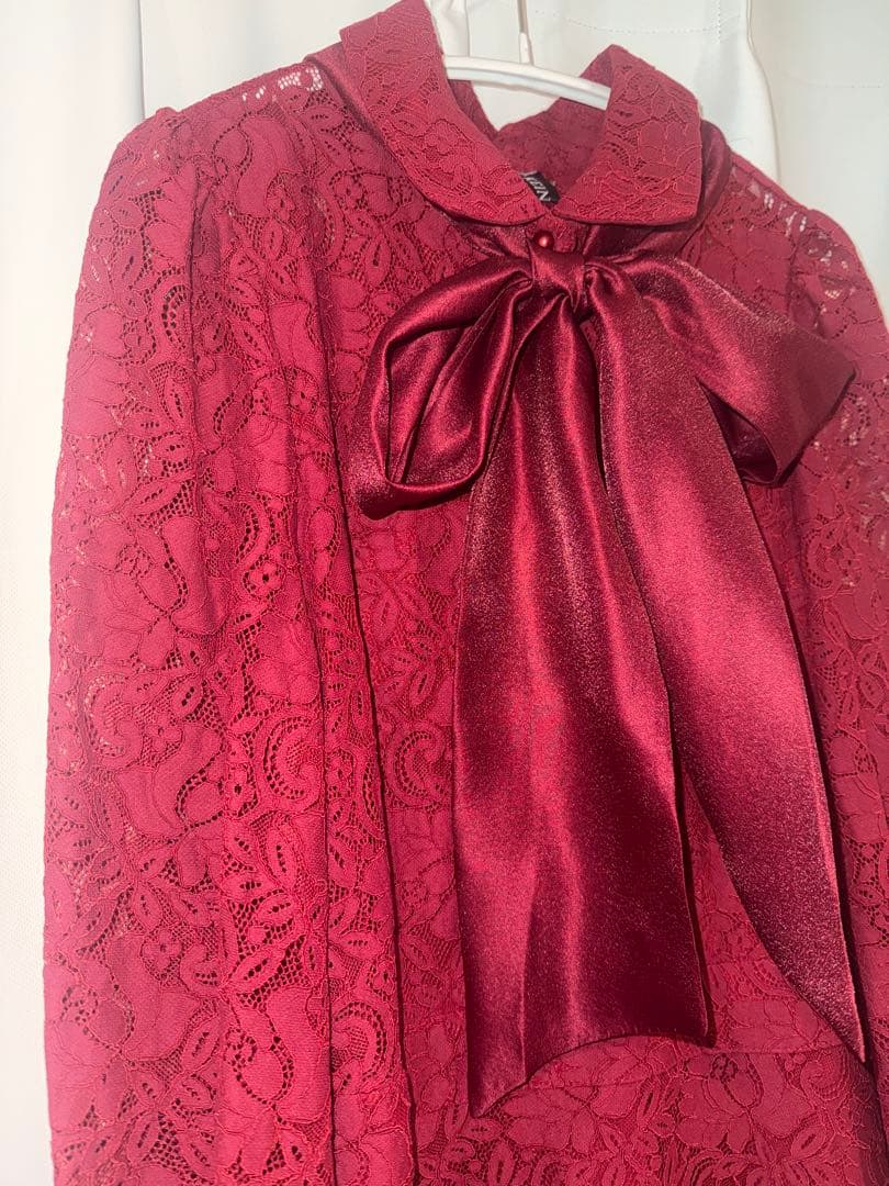 Wild Lily ボウタイリボン付き レッド パールボタン ワンピース ドレス