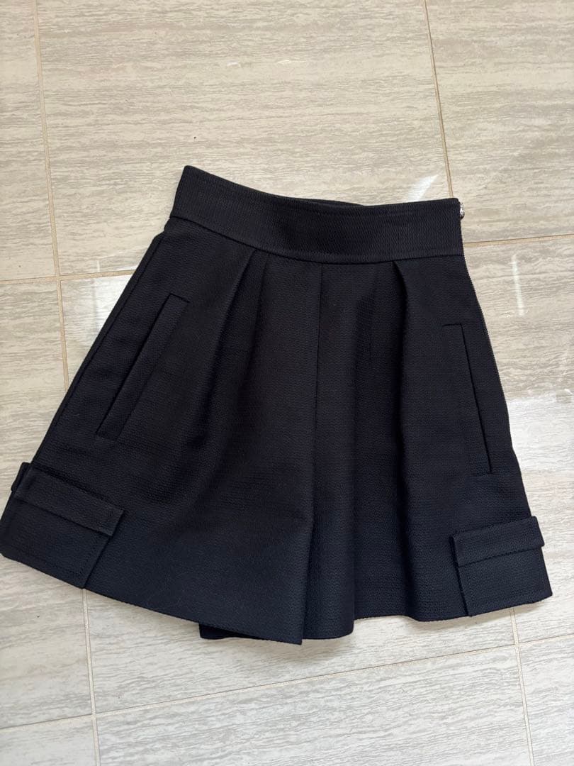 Jun　　　　　　ルイヴィトン フラップポケット ミニショーツ