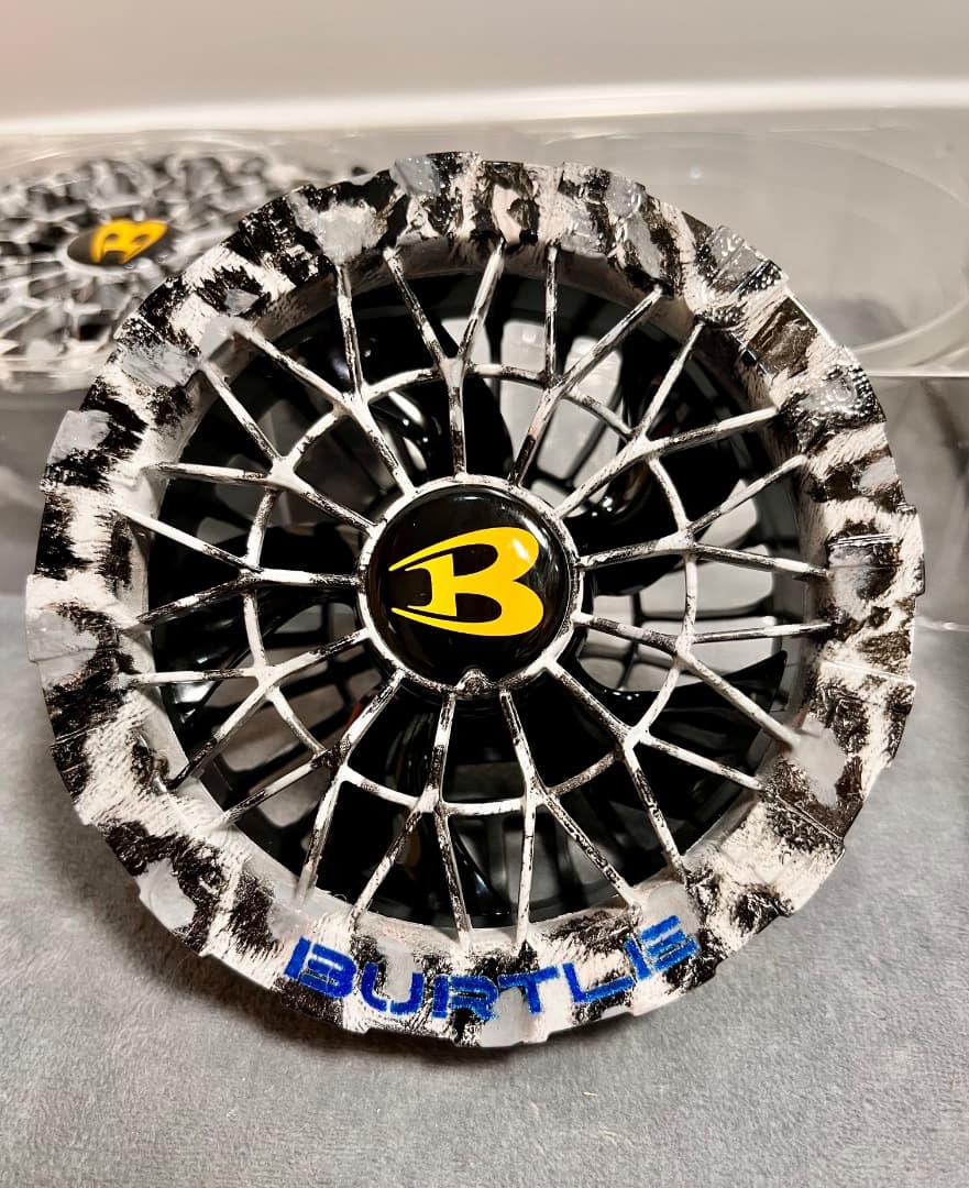 マスケン　バートルファン　カスタムペイント