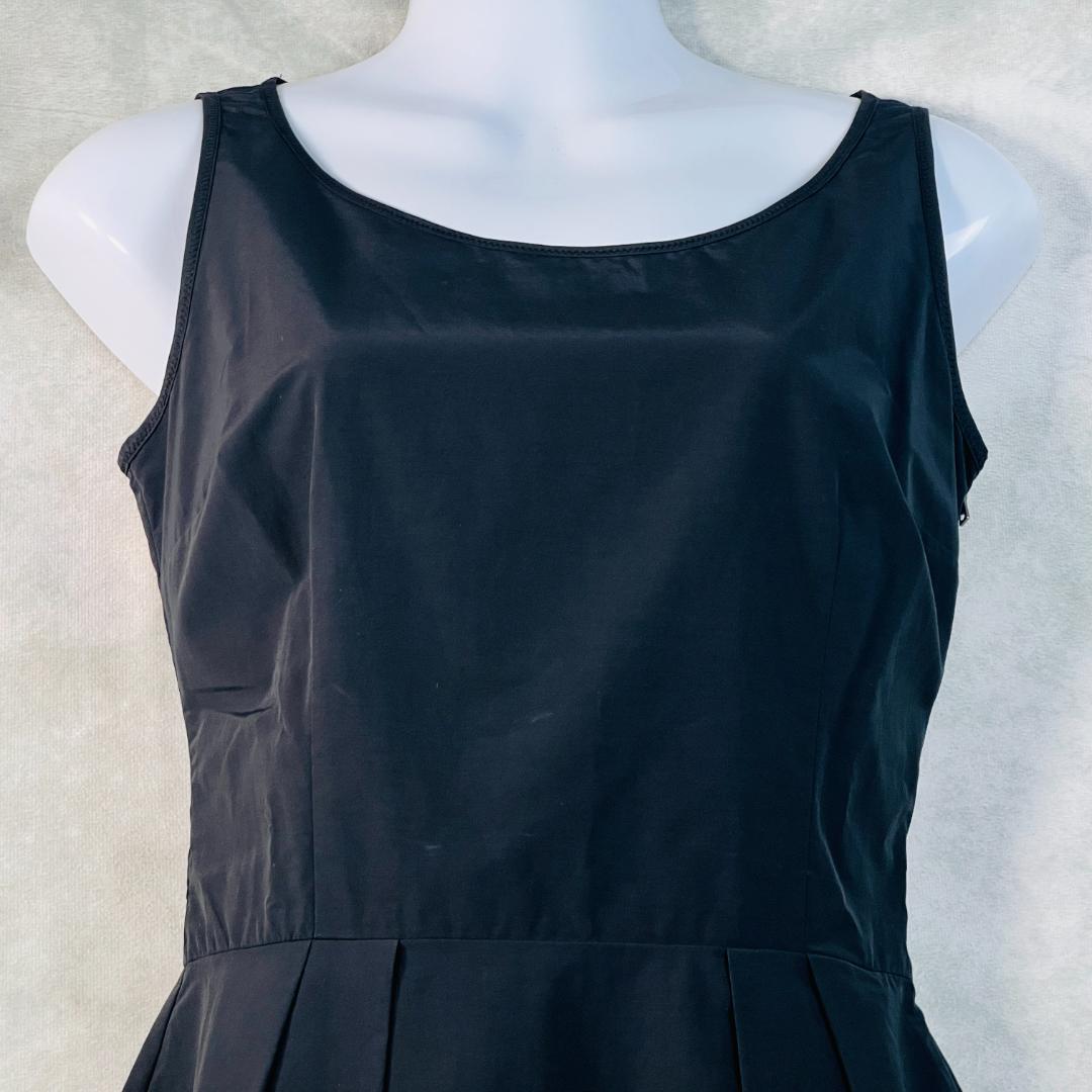 【プラダ】ワンピース　ノースリーブ　現行　Aライン　サイズ40　S