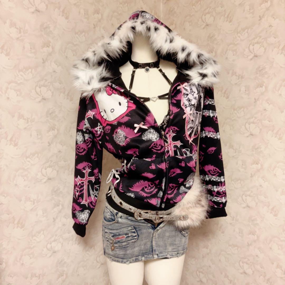 平成ギャル　00s Y2Kハローキティ グラフィックパーカー