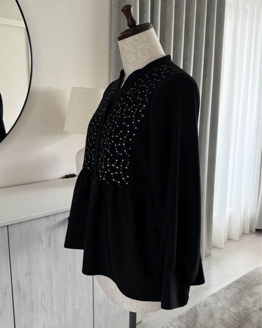 【完売品】ジュールズプラスJours+ ブラウス カモミール ブラック3L