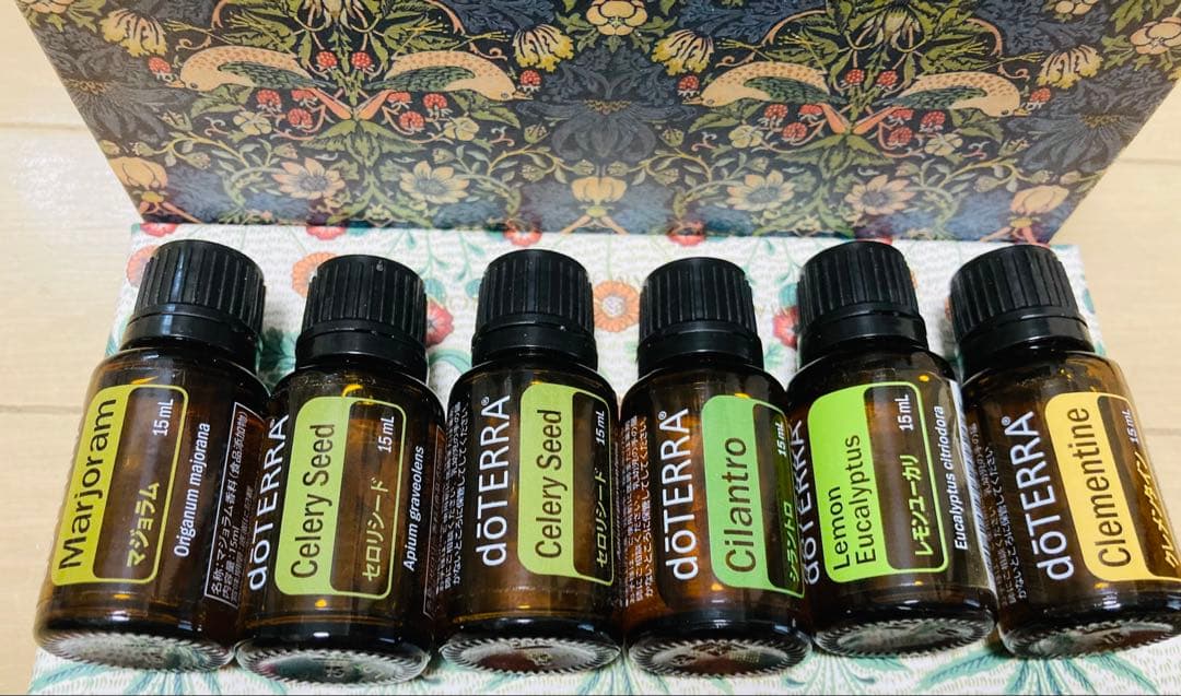 【未開封　doTERRAエッセンシャルオイルセット　11本】