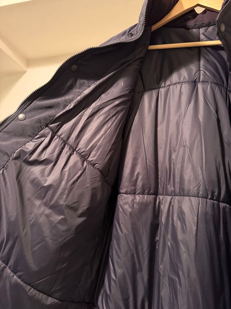 ジャケット・アウター PADDED NYLON BENCH COAT (BLACK/WHITE)