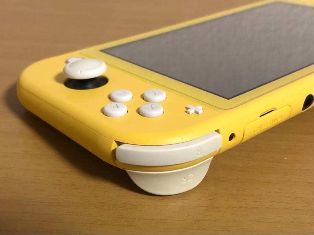 Nintendo Switch Lite スイッチライト イエロー ケース ②