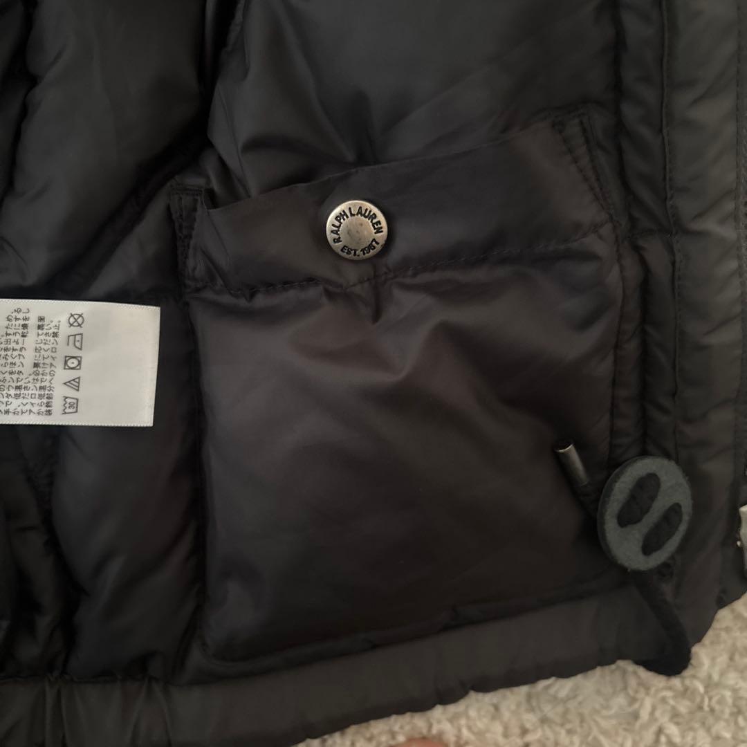 黒 フード付きダウンベスト