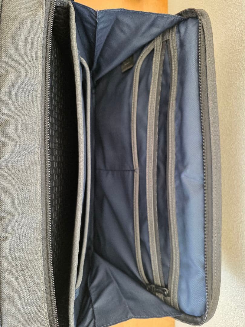 日本限定モデル　TUMI ALPHA2　3wayブリーフケース