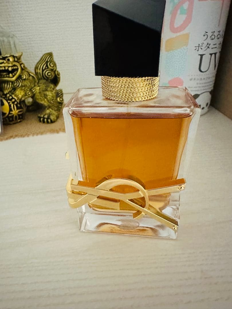 Yves Saint Laurent 香水 オレンジ