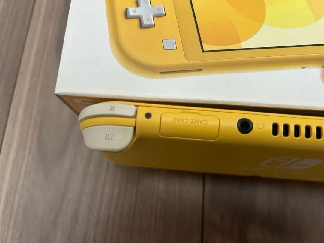 【合馬公式アカウント2】Switch Liteイエロー 『ジャンク品』