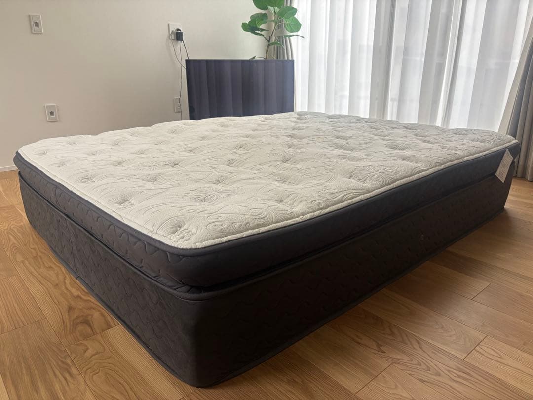 【送料込み】Sealy（シーリー） ガーナイトIII ダブルワイド　　マットレス