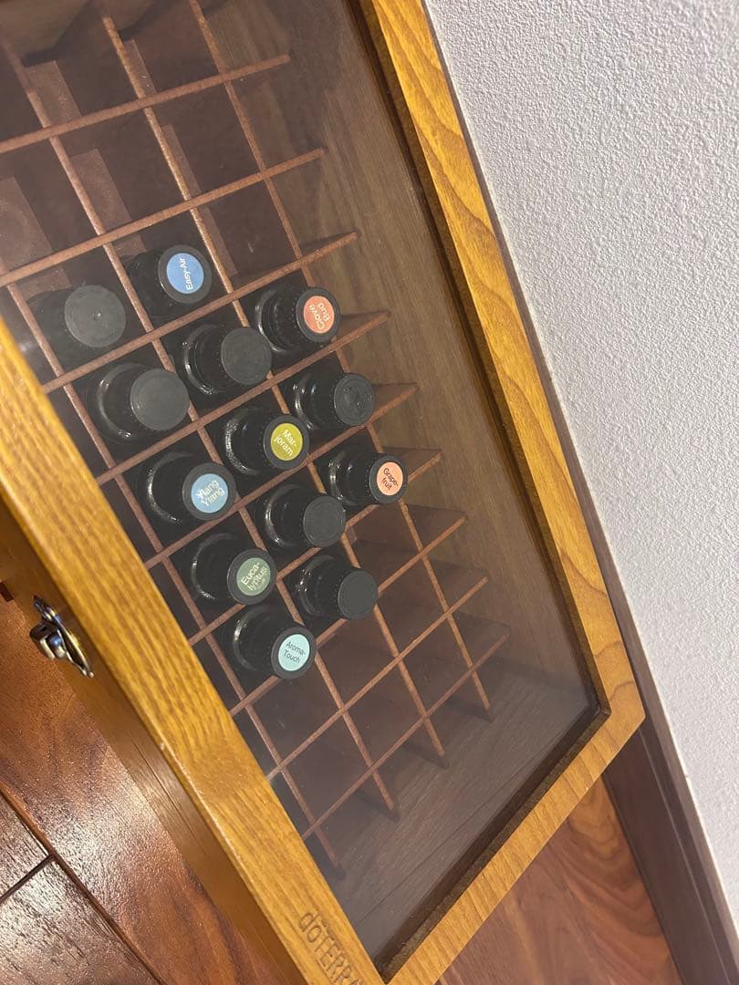 doTERRA エッセンシャルオイル収納ボックス