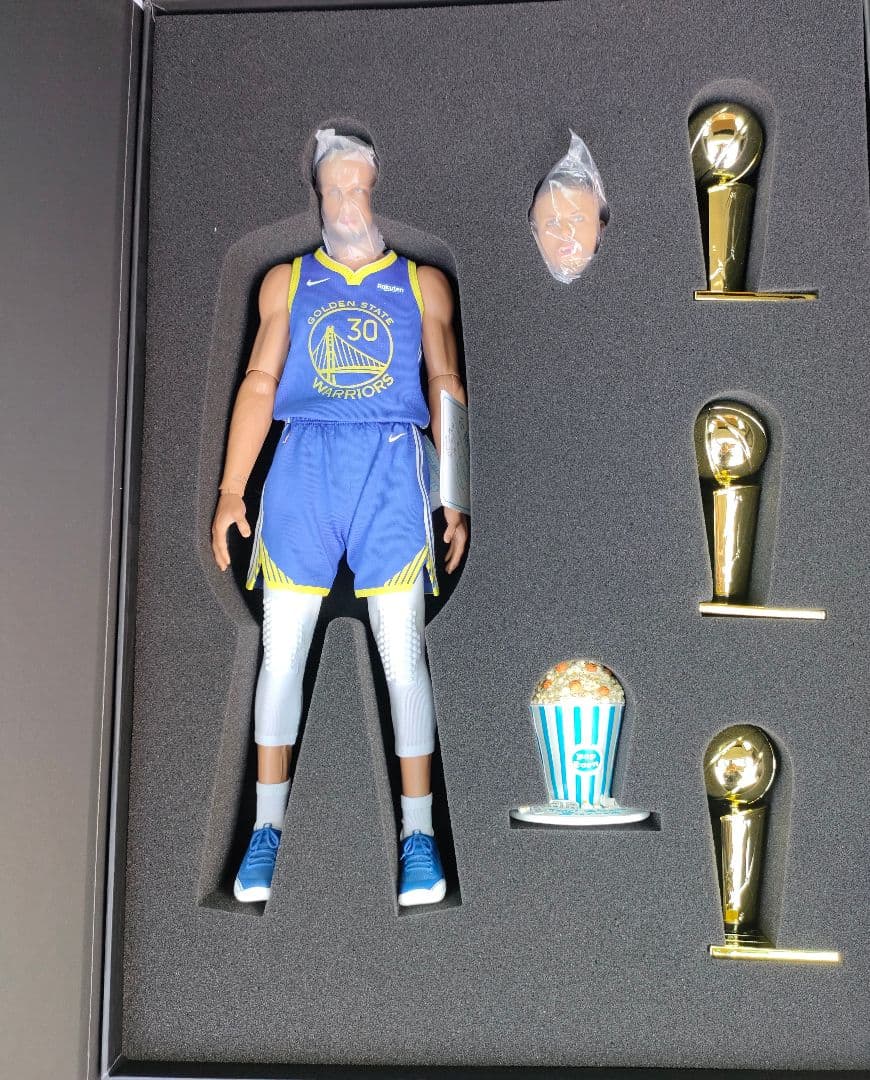 新品　1/6　エンターベイ　ステフィン・カリー　アクションフィギュア