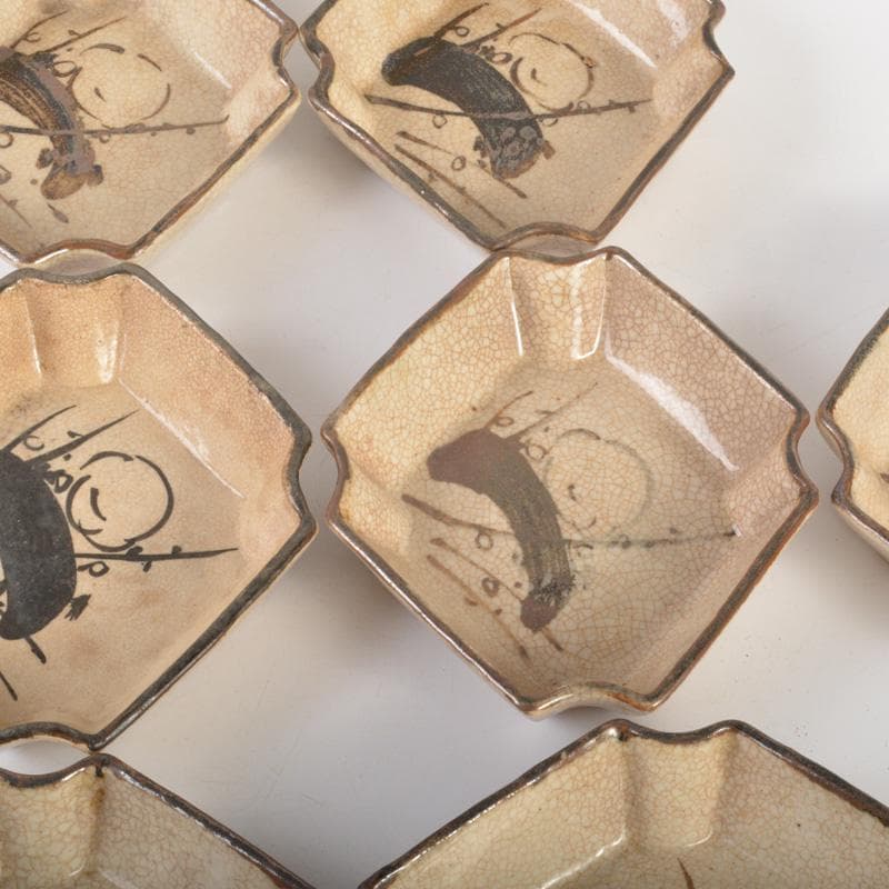 瀬戸焼　古瀬戸　鉄絵　梅花文　小皿　菱皿　銘々皿　十三客　C　6608Aぬ