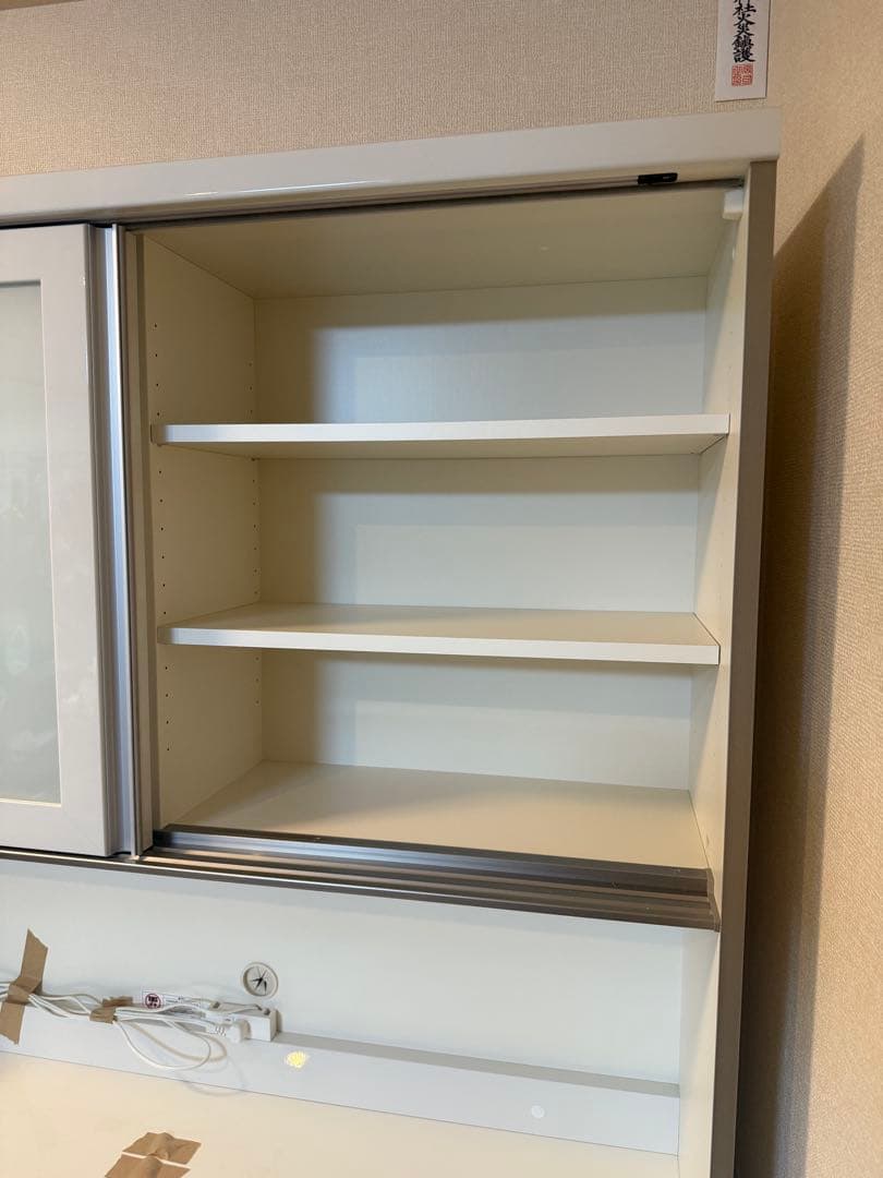 週末限定価格　パモウナ キッチンボード カップボードキッチン収納