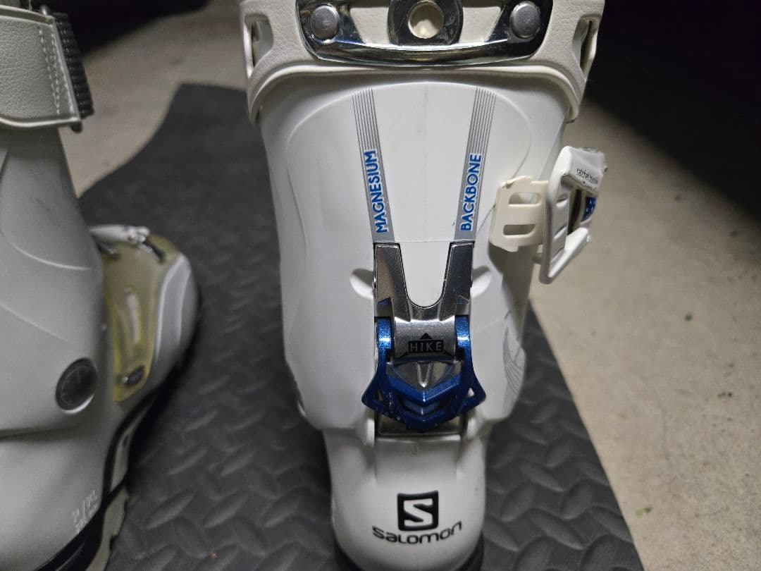 SALOMON　スキーブーツ　24.0 24.5cm