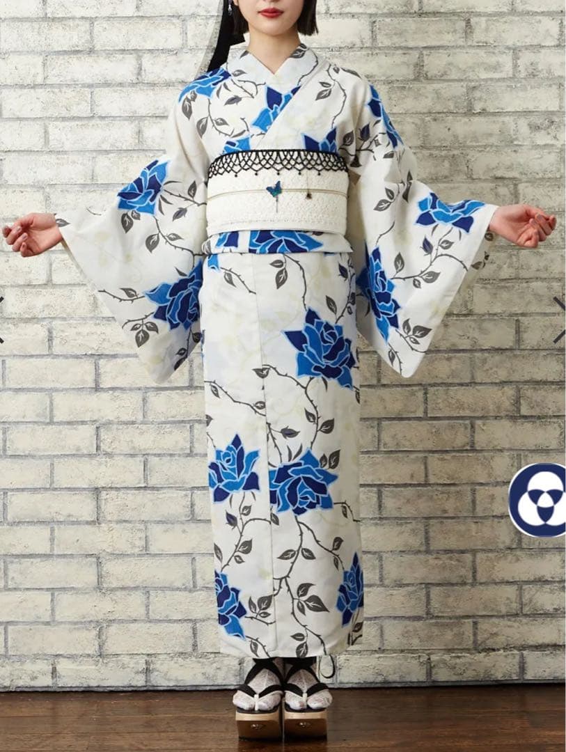 ふりふ　洗える　浴衣　青　薔薇 白