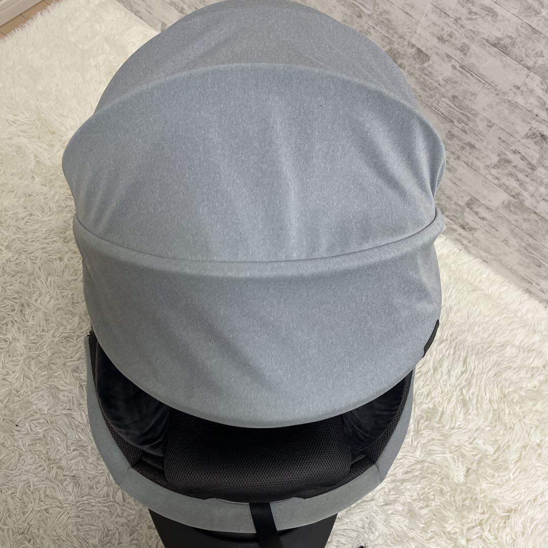 最上級モデル　コンビ THE S ISOFIX エッグショック ZB690