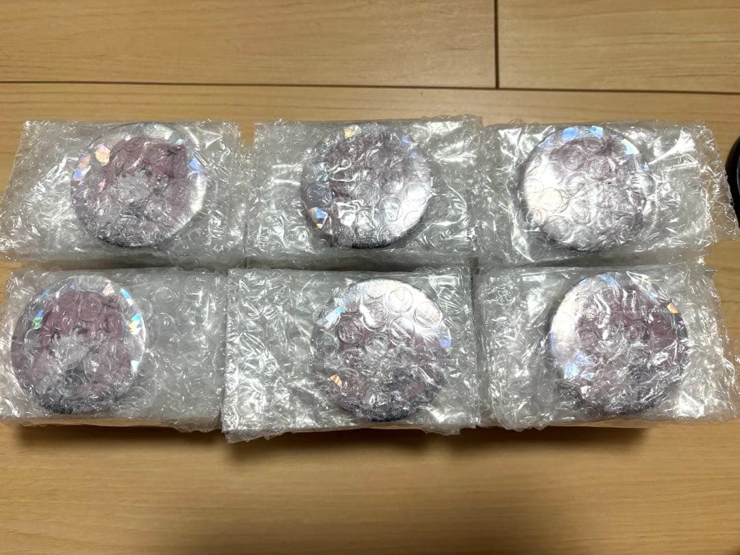 プロセカ 『セカイの宝石箱』 缶バッジ 桃井愛莉 32個 Rella