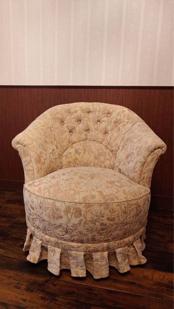 週末セール【新品・未使用】美品 横浜ダニエル ティファニーアームチェア 布張り