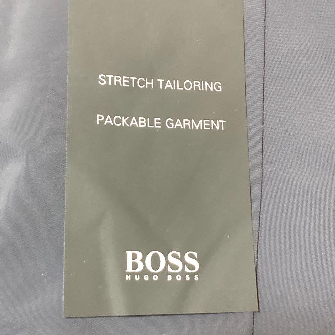 【美品】ヒューゴボス　パッカブルジャケット　トラベルライン　人気　畳める　52