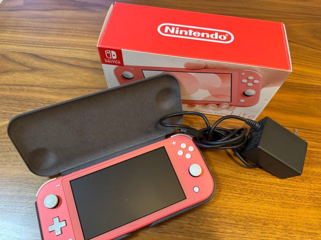 正規店購入Nintendo Switch Lite ピンク 本体 ACアダプター