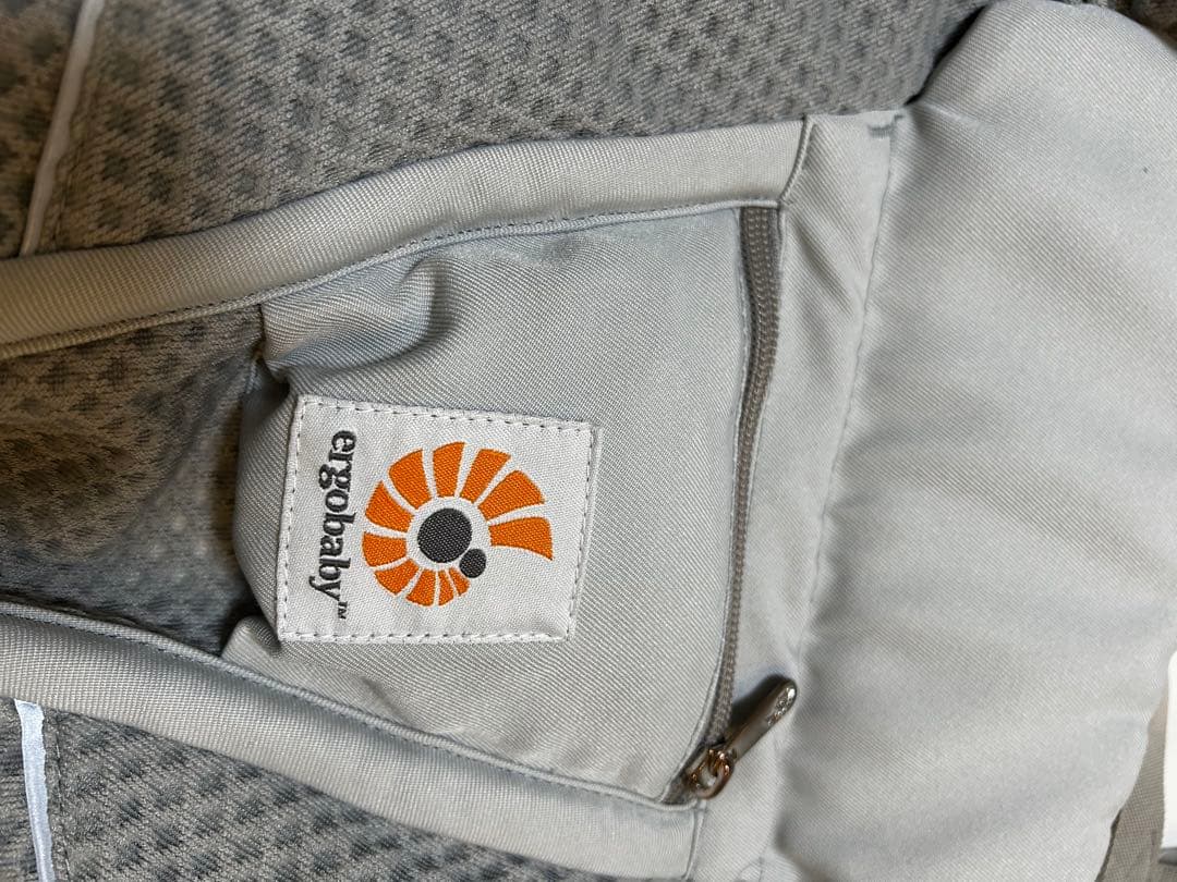 エルゴ　抱っこ紐　オムニブリーズ2024