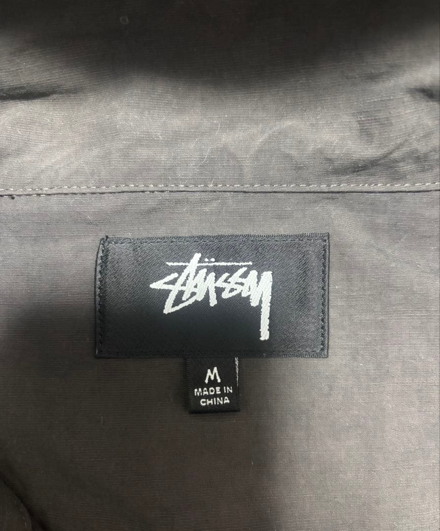 stussyシェルジャケット　mサイズ